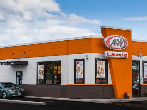 A&w Restaurant Garden City in Garden City