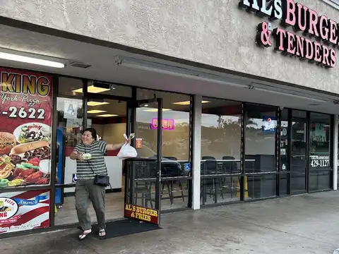 Al's Pizza Burger & Fries Joint in Imperial Beach