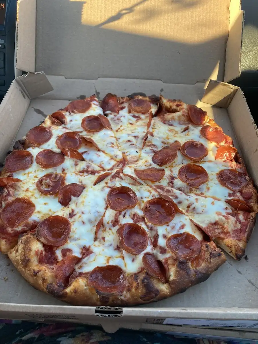America's Best Your Homestyle Pizza – photo 5