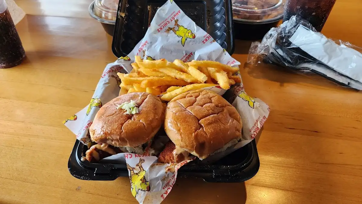 Angry Chickz - Fresno (N Blackstone Ave) – photo 5