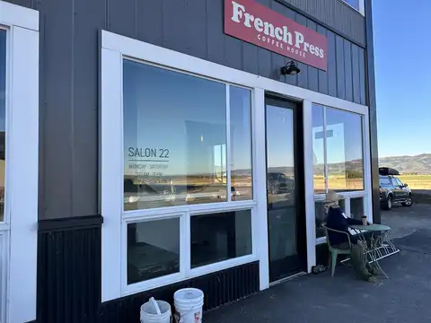 Art's Coffee in Victor