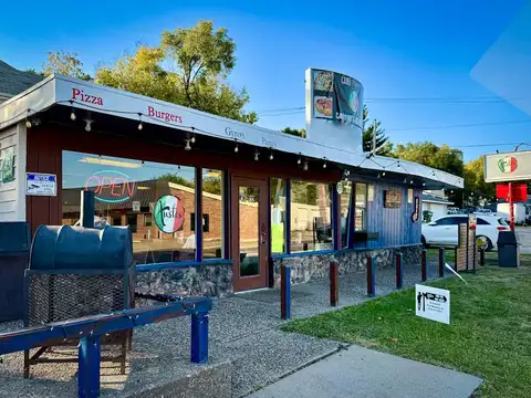 Austo Family Italian in Fort Madison