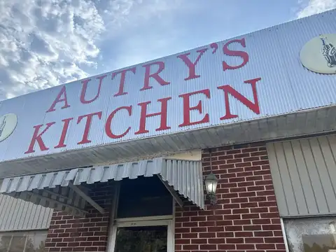 Autry's Kitchen in Troy