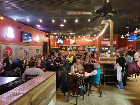 Backroads Bbq in Lebanon