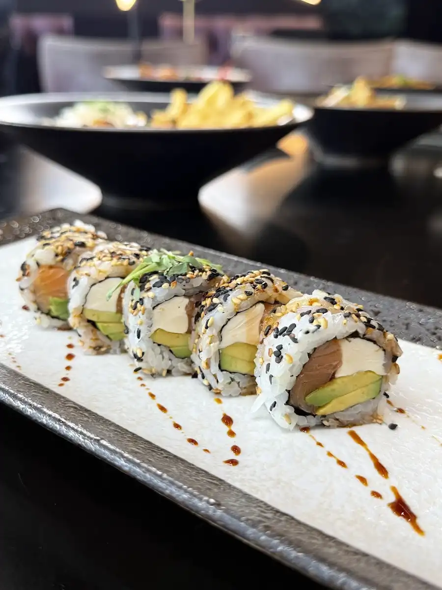 Baku Asian Fusion Sushi Bar Miami – photo 5