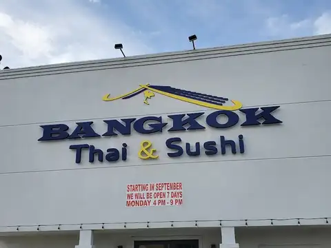 Bangkok Thai And Sushi in Valparaiso