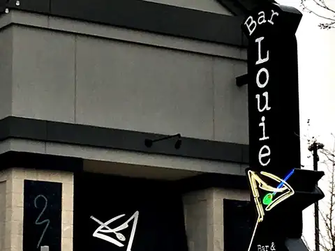 Bar Louie - The Avenue At White Marsh in Nottingham