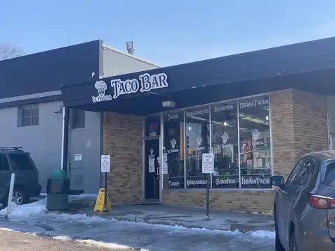 Bodega Taco Bar in Saint Louis Park