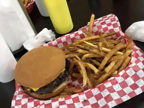 Boudreux Burger Barn in Peck