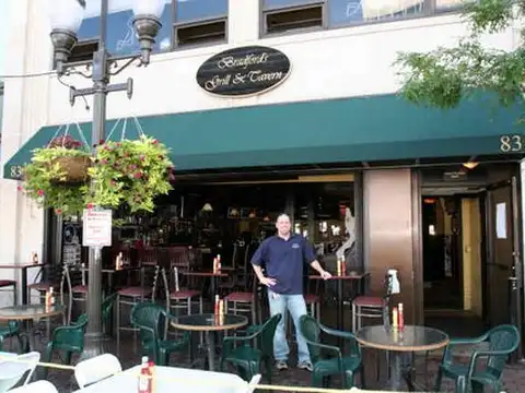 Bradford's Grill & Tavern in Stamford