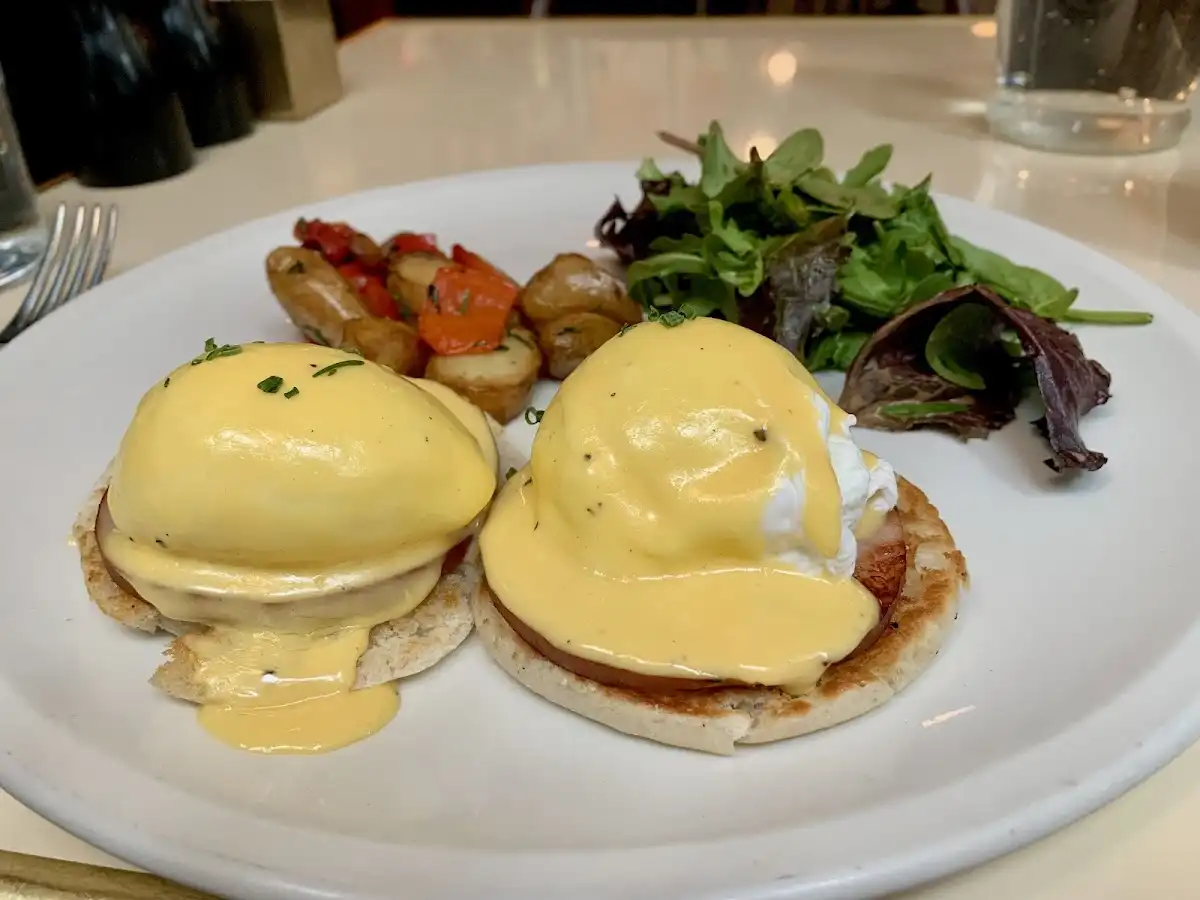 Brasserie Cognac Midtown East – photo 2