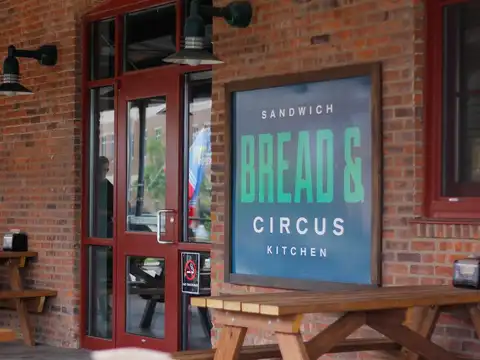 Bread & Circus Sandwich Kitchen in Sioux Falls