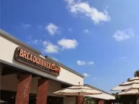 Breadwinner in Sandy Springs