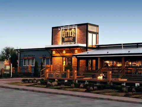 Brick House Tavern Tap in Galveston