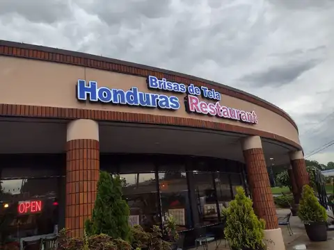 Brisas de Tela Restaurante Hondureño in Norcross