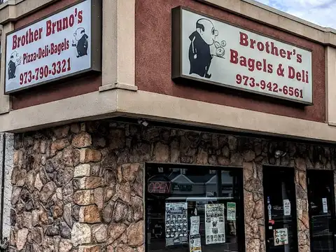 Brother Bruno's Pizza, Deli & Bagels in Wayne
