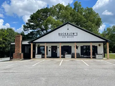 Buckalew's on Main in Milner