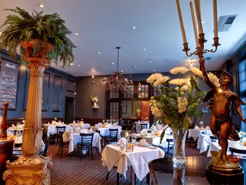 Buck's Restaurant in Louisville