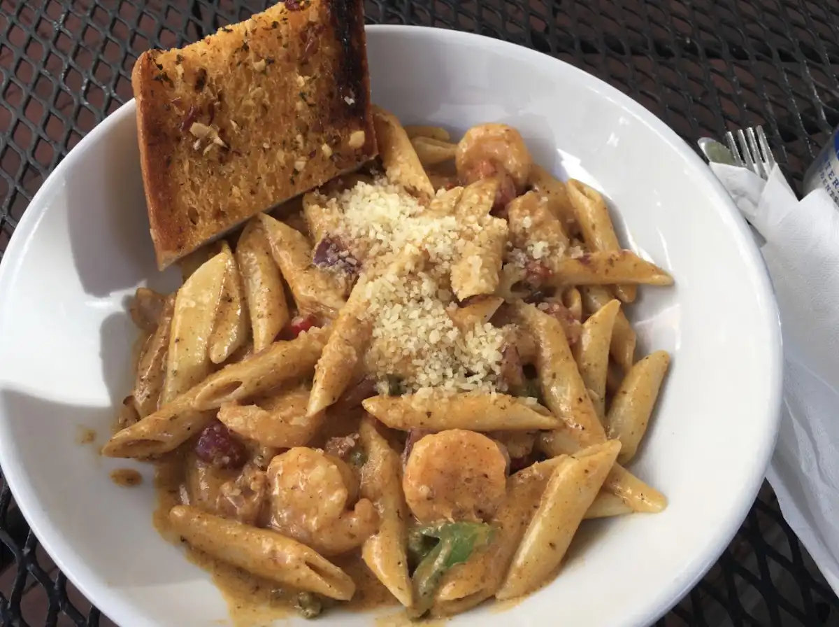 California Pasta Sandwich & Salads – photo 5