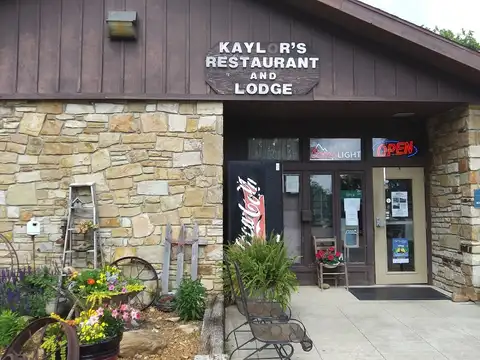 Cave-In-Rock State Park Restaurant in Cave-In-Rock