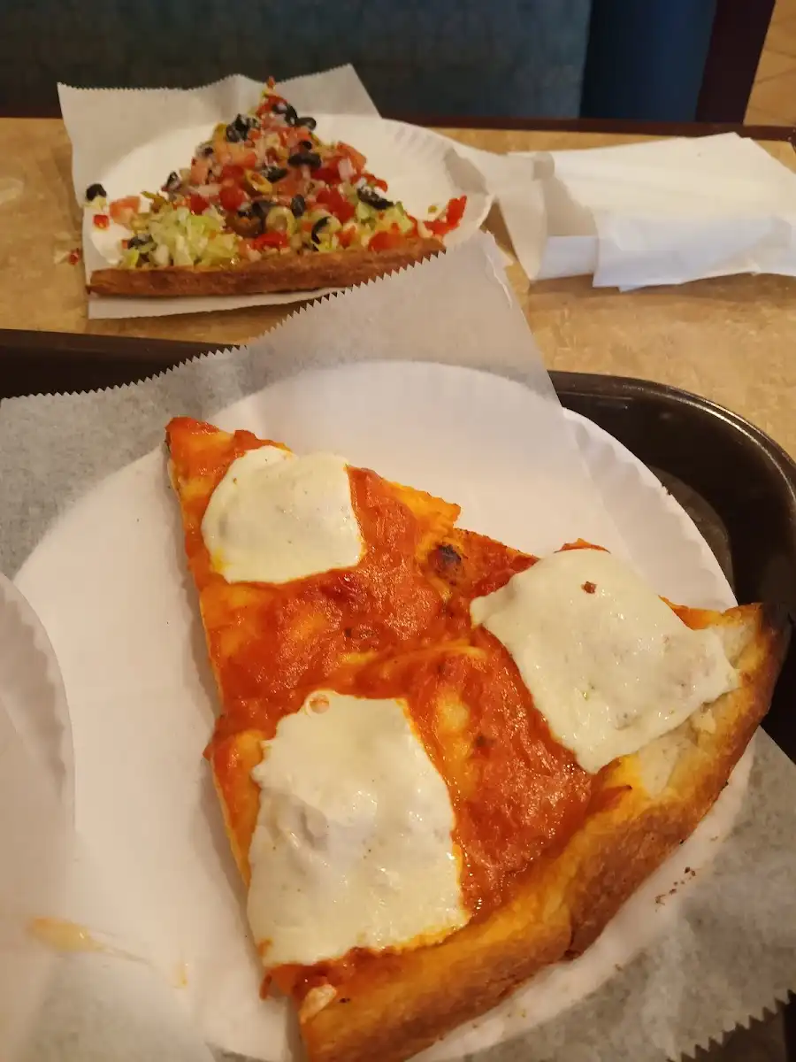 Centre Pizzeria & Restaurant – photo 4