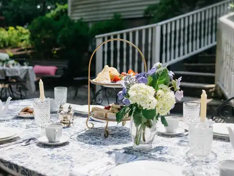 Centreville Place: Cafe Market in Wilmington