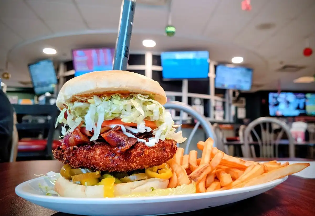 Champions Sports Bar & Grill – photo 2