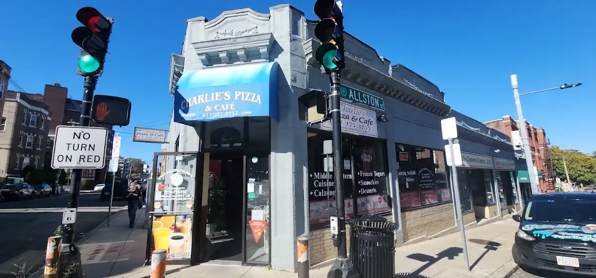 Charlie's Pizza & Cafe – photo 3