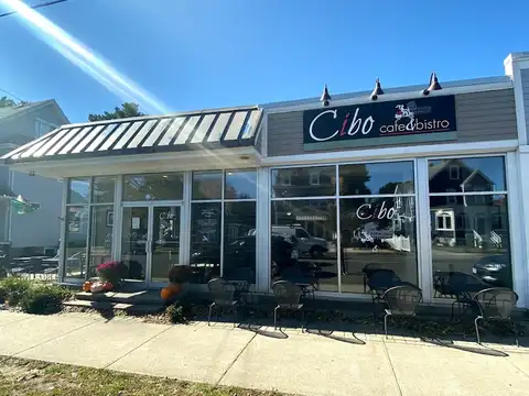 Cibo Cafe & Bistro / Stuzzico Osteria & Bistro in Wakefield