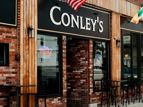 Conley's Pub & Grille in Watertown