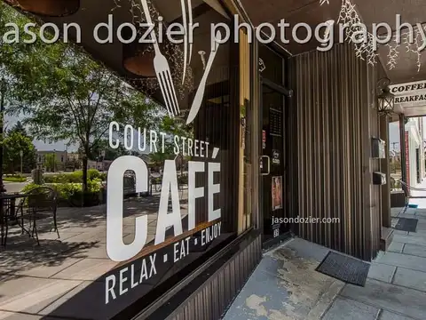 Court Street Cafe in Franklin