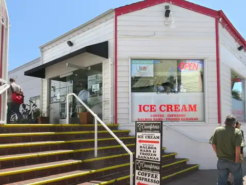 Cowafornia Ice Cream in Newport Beach