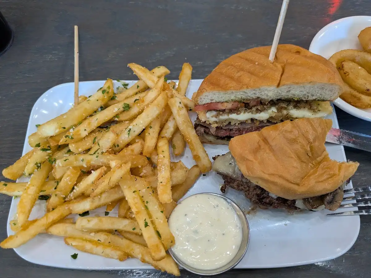 Crave Real Burgers- Castle Rock – photo 4