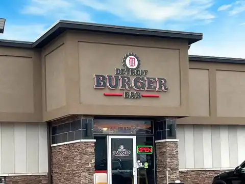 Detroit Burger Bar in Farmington Hills