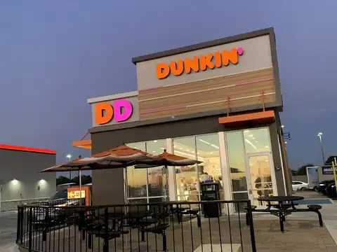 Dunkin' in Victoria