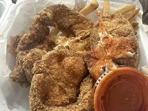 Duwell Fish Co in Chicago