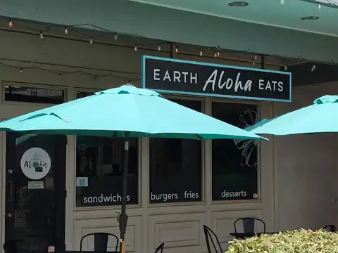 Earth Aloha Eats in Kihei