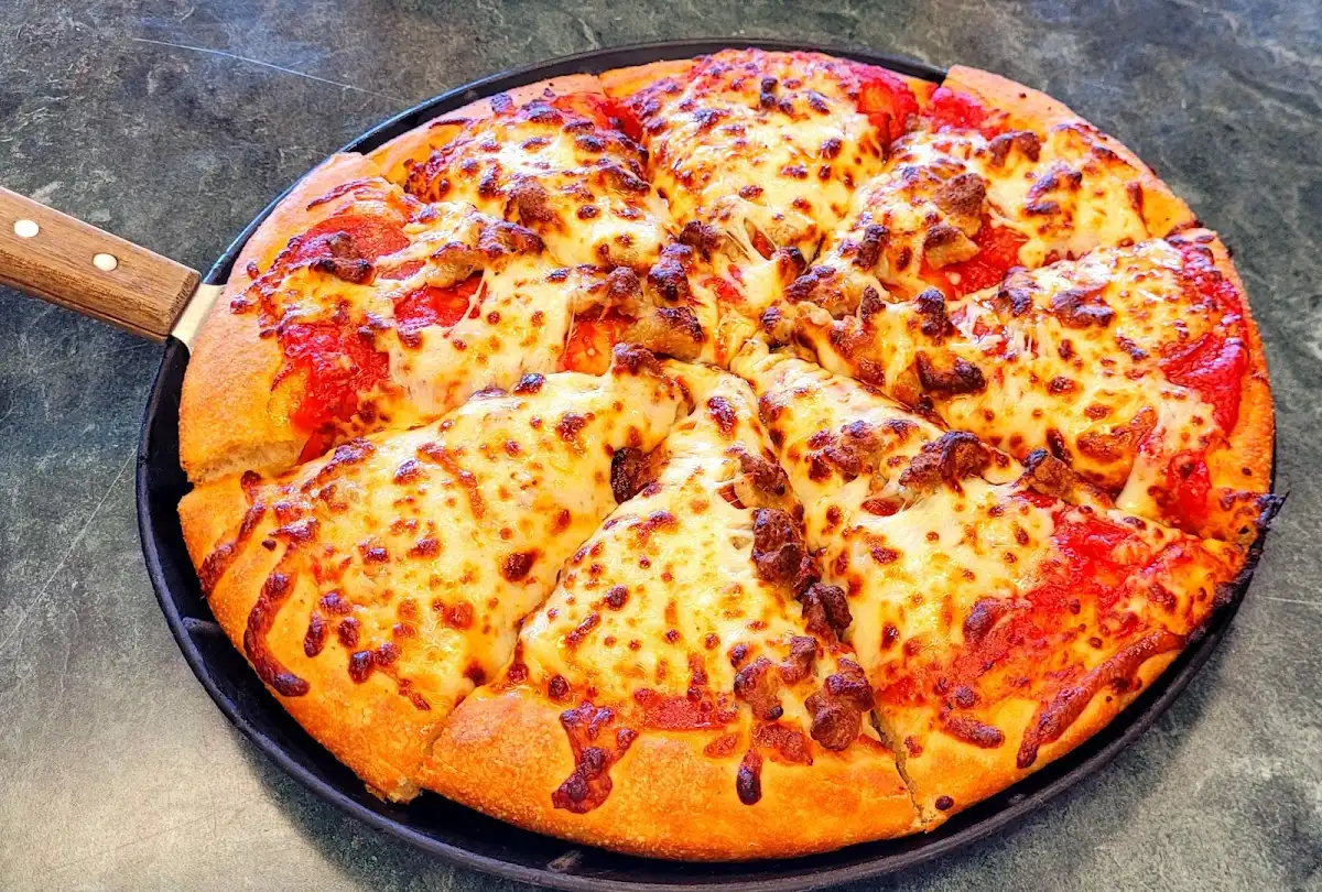 East Of Chicago Pizza – photo 2