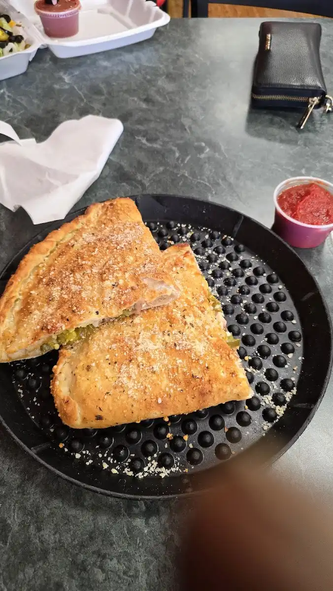 East Of Chicago Pizza – photo 3