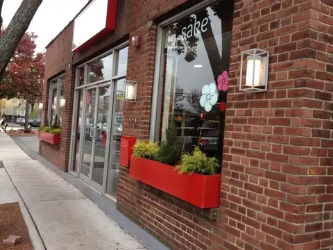 Ebi Sushi in Somerville