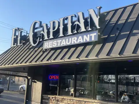 El Capitan Restaurant in Aurora