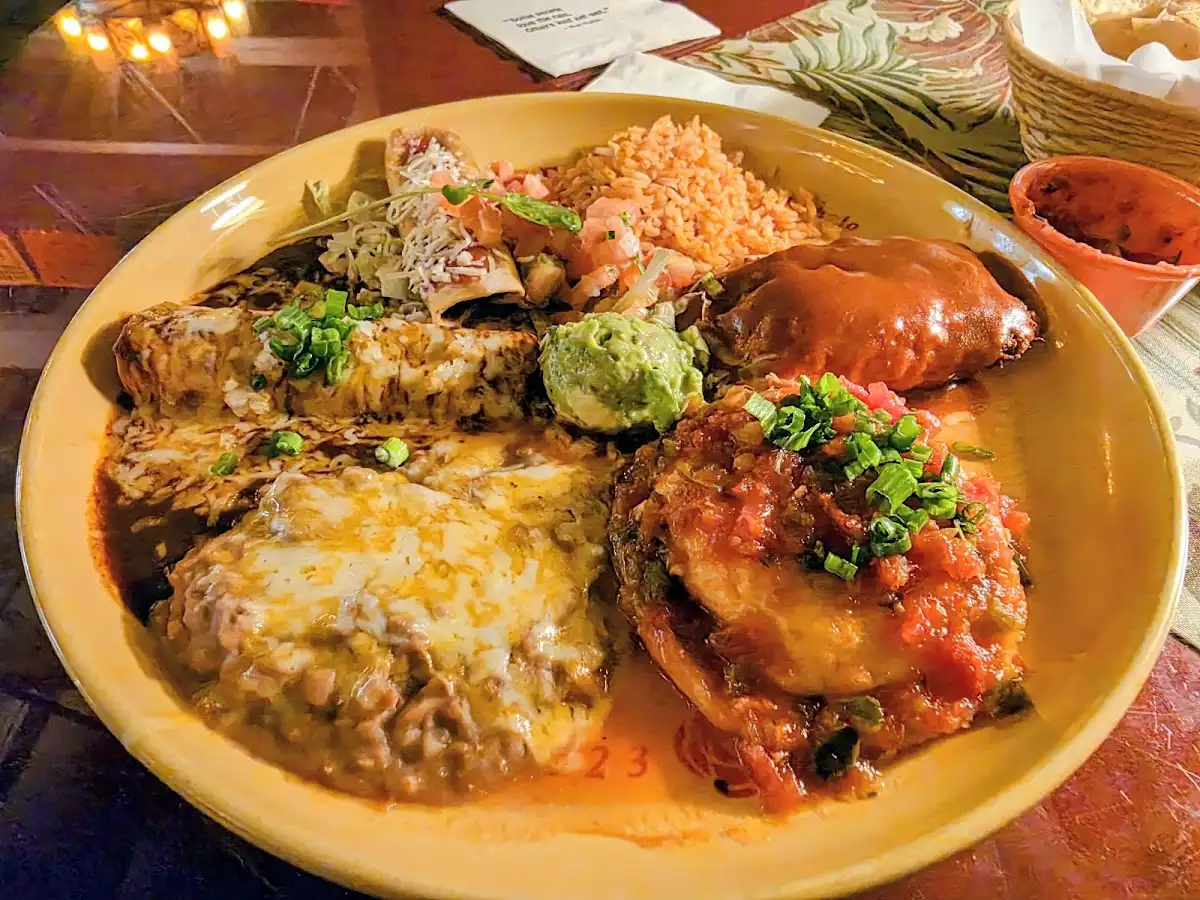 El Cholo – photo 3