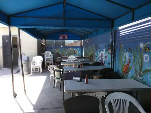 El Peri Mariscos in Los Angeles