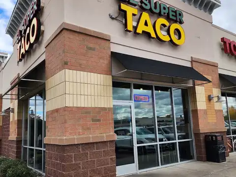 El Super Taco in Burnsville