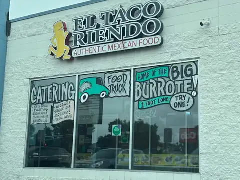 El Taco Riendo Express in Minneapolis