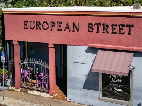 European Street Cafe in Jacksonville