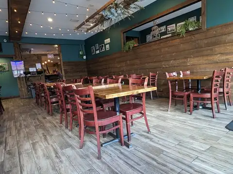 Fall River Grill in Fall River