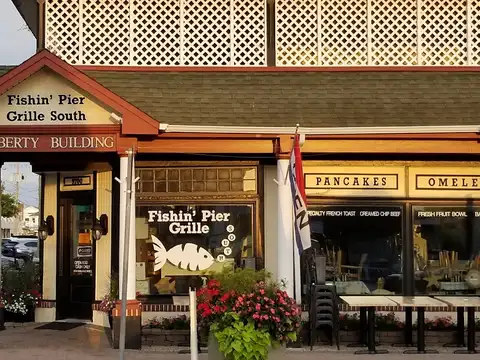 Fishin' Pier Grill South in Stone Harbor