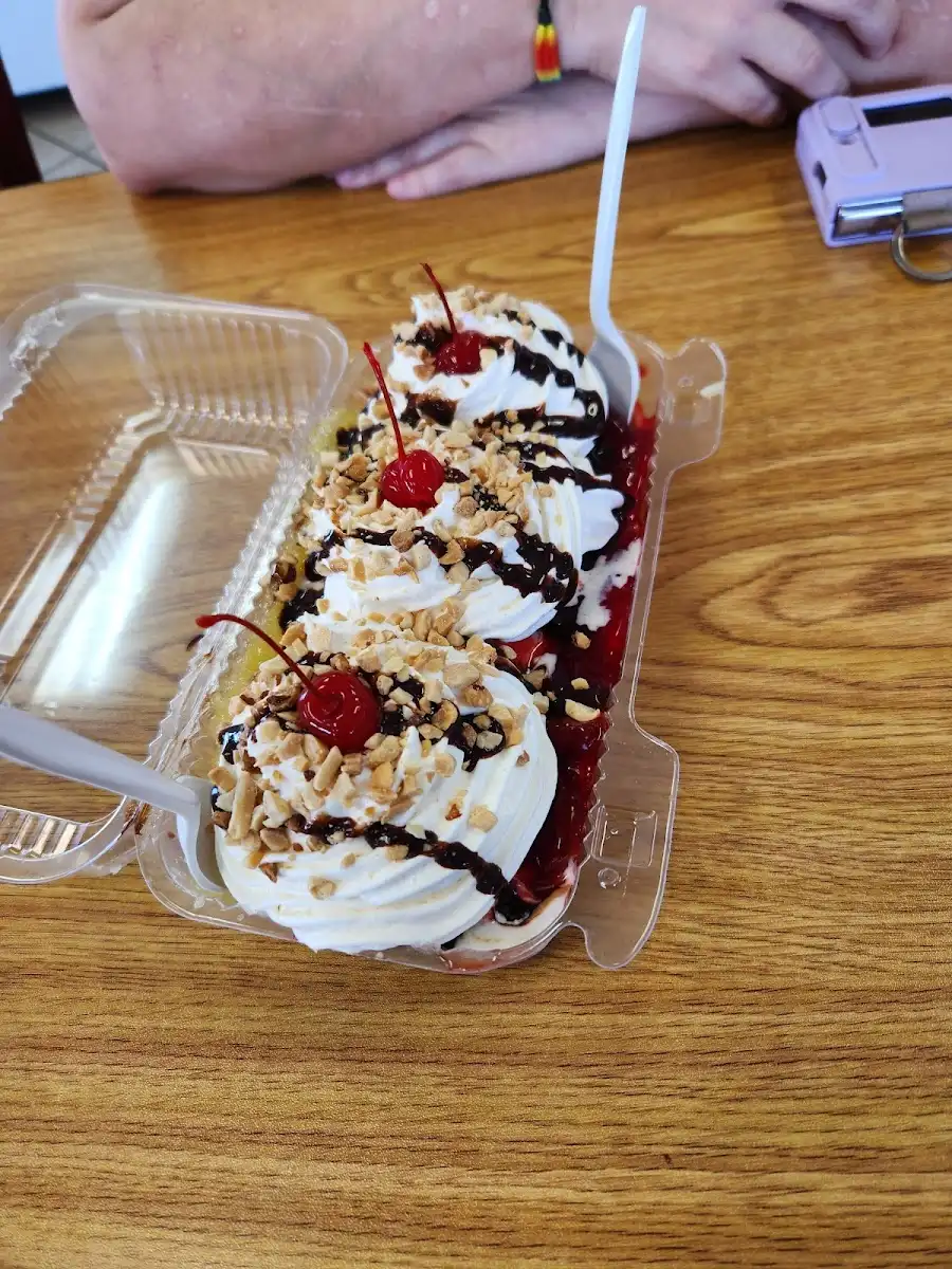 Fluffy's – photo 5