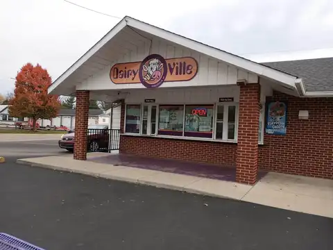 Fowlerville Farms Family Restaurant in Fowlerville